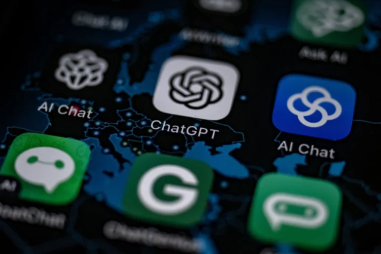 خبر کوتاه موبایل و سیستم‌عامل: OpenAI launches ChatGPT desktop app for Linux